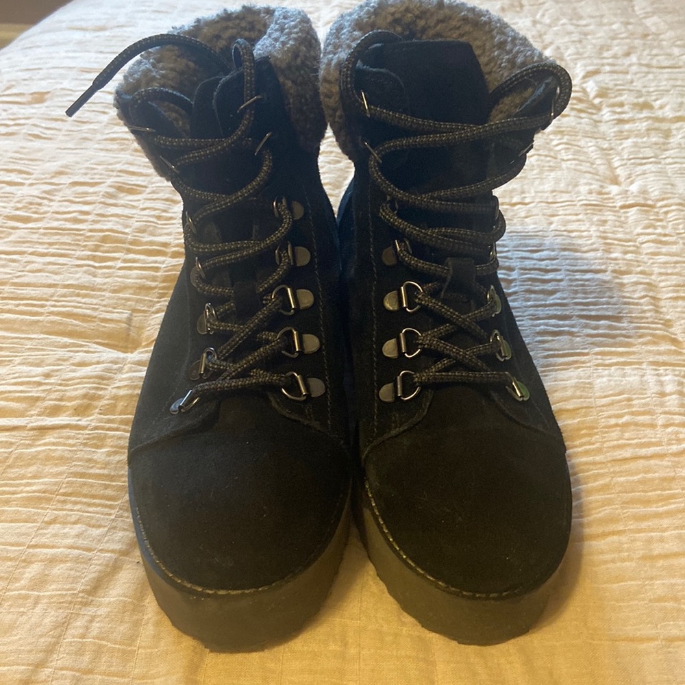 Sam Edelman Lace up booties with faux fur
